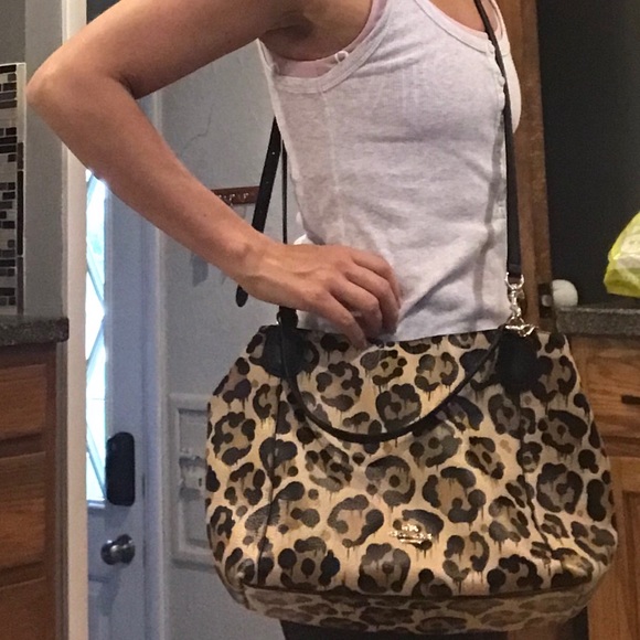 Coach Crossbody - Picture 4 of 4